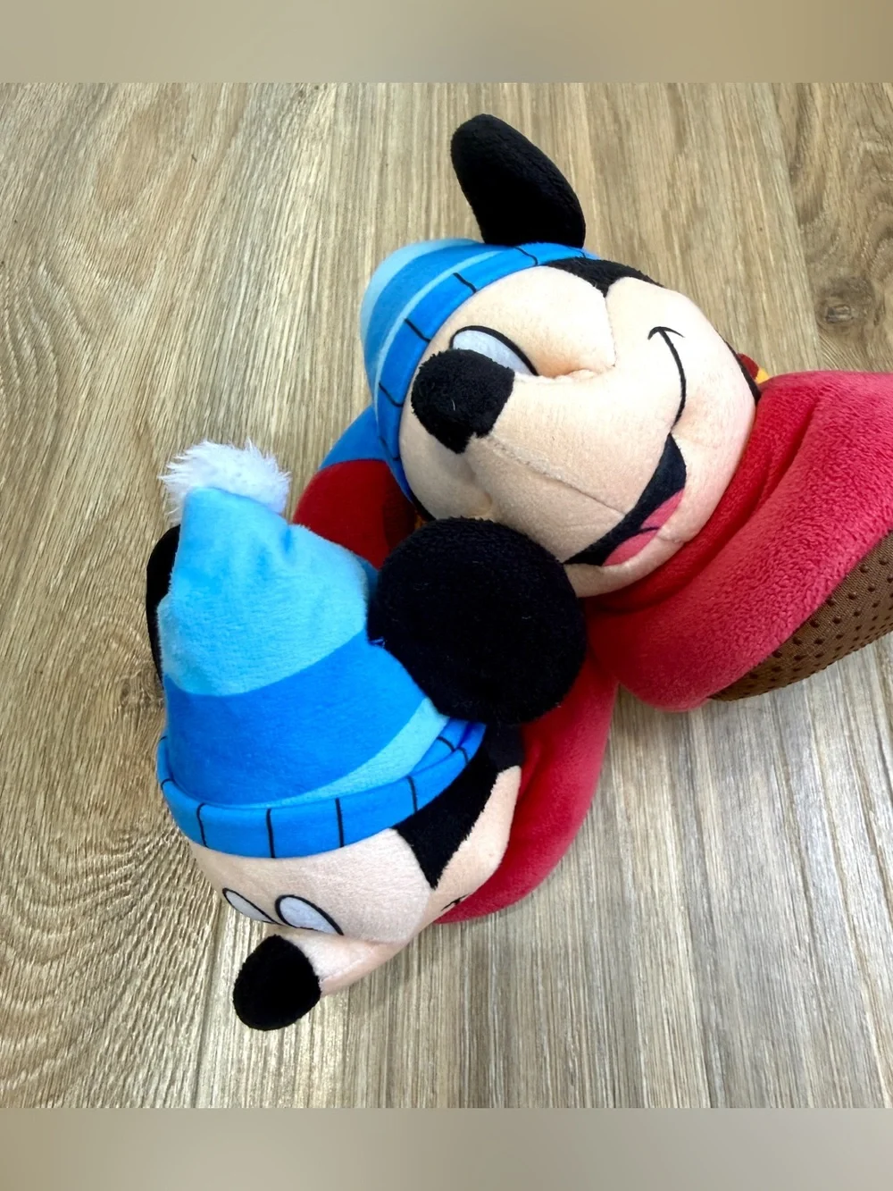 Disney Mickey Mouse Plush Slippers Size 9-10 Adult NWOT